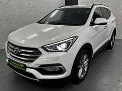 Weiß Gebraucht 2017 Hyundai Santa Fe Premium SUV | 17.990 € (Guter Preis)