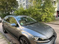 Silber Gebraucht 2017 VW Golf VII Kombi | 10.700 € (Teuer)