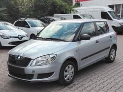 Silber Gebraucht 2011 Skoda Fabia Cool Edition Kleinwagen | 3.950 € (Guter Preis)