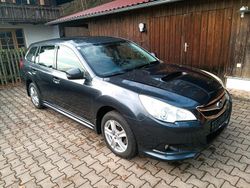 Grau Gebraucht 2013 Subaru Legacy Comfort Kombi | 5.950 € (Fairer Preis)