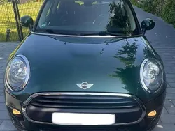 Grün Gebraucht 2016 Mini ONE Kleinwagen | 11.000 € (Guter Preis)