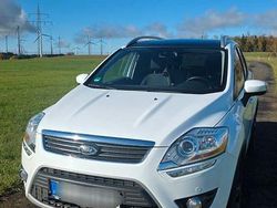 Weiß Gebraucht 2012 Ford Kuga Titanium SUV | 8.800 € (Fairer Preis)