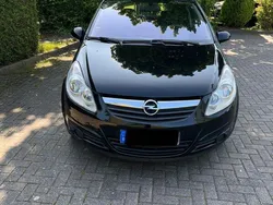 Schwarz Gebraucht 2006 Opel Corsa Kleinwagen | 1.600 €