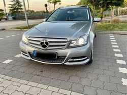 Grau Gebraucht 2013 Mercedes C220 Avantgarde Kombi | 18.000 €