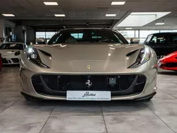 Beige Gebraucht 2022 Ferrari 812 Cabrio | 489.812 €