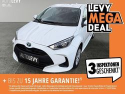 Weiß Gebraucht 2022 Toyota Yaris Hybrid Business Edition Kleinwagen | 17.990 € (Guter Preis)