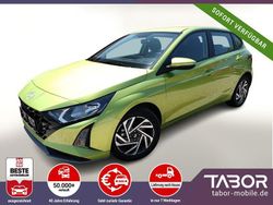 Grün Neu 2025 Hyundai i20 Select Limousine | 16.668 € (Guter Preis)