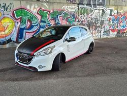 Weiß Gebraucht 2014 Peugeot 208 GTi Kleinwagen | 5.499 € (Superpreis)