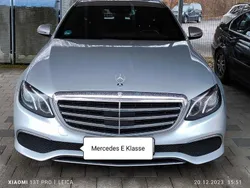 Silber Gebraucht 2016 Mercedes 220 Limousine | 19.400 €