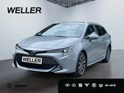 Grau Gebraucht 2022 Toyota Corolla Team Kombi | 23.749 € (Guter Preis)