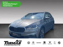 Grau Gebraucht 2022 Skoda Fabia Tour Limousine | 17.880 € (Fairer Preis)