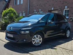 Schwarz Gebraucht 2016 Citroën C4 Picasso PureTech Van / Kleinbus | 6.999 € (Fairer Preis)