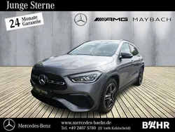 Grau Gebraucht 2022 Mercedes GLA220 SUV | 41.950 € (Teuer)