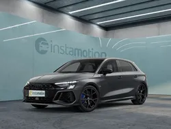 Grau Gebraucht 2024 Audi RS3 Sport Kleinwagen | 70.180 € (Teuer)