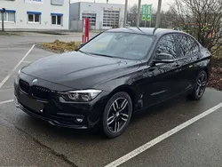 Schwarz Gebraucht 2018 BMW 330e iPerformance Limousine | 21.500 €