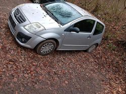 Silber Gebraucht 2008 Citroën C2 Kleinwagen | 500 €