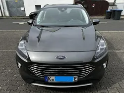 Grau Gebraucht 2021 Ford Kuga Titanium X SUV | 23.400 € (Fairer Preis)