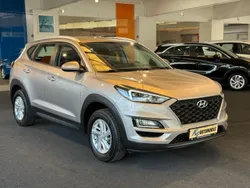 Weiß Gebraucht 2019 Hyundai Tucson Trend SUV | 17.350 € (Etwas zu teuer)