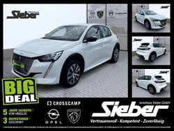 Weiß Gebraucht 2022 Peugeot e-208 Active Kleinwagen | 15.490 € (Fairer Preis)