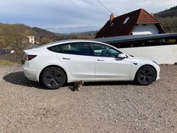 Weiß Gebraucht 2021 Tesla Model 3 RWD Limousine | 25.300 € (Guter Preis)