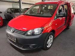 Rot Gebraucht 2013 VW Caddy Maxi Van / Kleinbus | 7.990 € (Superpreis)