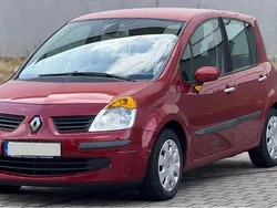 Rot Gebraucht 2005 Renault Modus Dynamique Van / Kleinbus | 3.400 € (Etwas zu teuer)