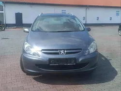 Grau Gebraucht 2004 Peugeot 307 Kombi | 1.000 € (Guter Preis)