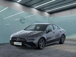 Grau Gebraucht 2024 Mercedes CLA180 Advanced Plus Limousine | 34.650 €