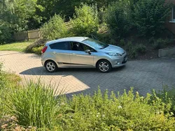 Grau Gebraucht 2010 Ford Fiesta Kleinwagen | 6.199 € (Etwas zu teuer)