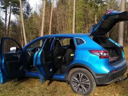 Blau Gebraucht 2018 Nissan Qashqai N-Connecta SUV | 16.500 € (Etwas zu teuer)