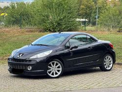 Schwarz Gebraucht 2008 Peugeot 207 Roland Garros Cabrio | 3.999 € (Fairer Preis)