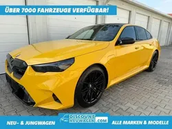 Speed yellow Gebraucht 2025 BMW M5 Basis Limousine | 146.390 €