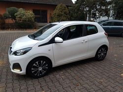 Weiß Gebraucht 2016 Peugeot 108 Active Kleinwagen | 4.400 € (Guter Preis)