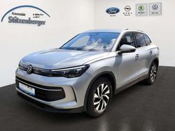 Oyster silver metallic Neu 2025 VW Tiguan Life SUV | 37.990 € (Guter Preis)