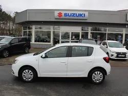 Weiß Gebraucht 2018 Dacia Sandero Comfort Kleinwagen | 8.990 € (Etwas zu teuer)
