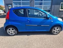 Blau Gebraucht 2009 Peugeot 107 Filou Kleinwagen | 2.600 € (Fairer Preis)