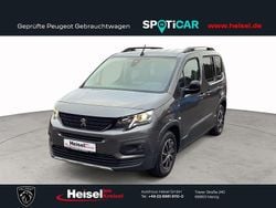 Grau Gebraucht 2022 Peugeot Rifter GT Van / Kleinbus | 24.880 € (Fairer Preis)