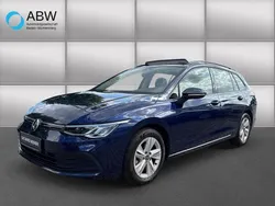 Blau Gebraucht 2021 VW Golf VIII Life Kombi | 21.490 € (Fairer Preis)