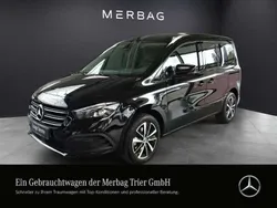 Loparitschwarz metallic Gebraucht 2023 Mercedes T180 Progressive Van / Kleinbus | 29.760 € (Fairer Preis)