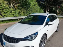 Weiß Gebraucht 2017 Opel Astra Ultimate Kombi | 9.200 € (Fairer Preis)