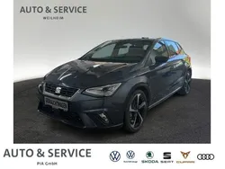 Grau "magnetic tech" metallic Gebraucht 2024 Seat Ibiza FR Limousine | 22.480 € (Fairer Preis)