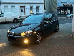 Schwarz Gebraucht 2012 VW Golf VII Kleinwagen | 6.100 € (Guter Preis)