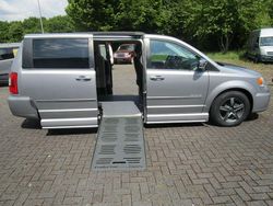 Silber Gebraucht 2014 Chrysler Grand Voyager Van / Kleinbus | 28.900 €