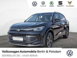 Deep black perleffekt Gebraucht 2024 VW Tiguan R SUV | 37.450 € (Superpreis)