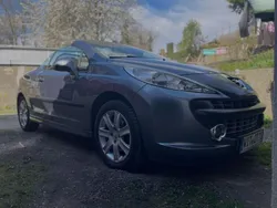 Grau Gebraucht 2007 Peugeot 207 CC Sport Cabrio | 1.495 € (Superpreis)