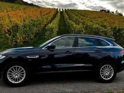 Blau Gebraucht 2017 Jaguar F-Pace SUV | 16.900 € (Fairer Preis)