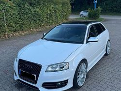 Weiß Gebraucht 2011 Audi S3 Performance Limousine | 14.700 €