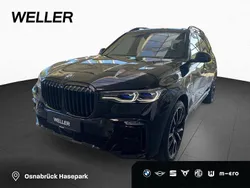 Schwarz Gebraucht 2021 BMW X7 Comfort Edition SUV | 70.500 € (Etwas zu teuer)