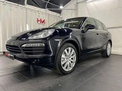 Tiefschwarzmetallic Gebraucht 2013 Porsche Cayenne S SUV | 17.990 €