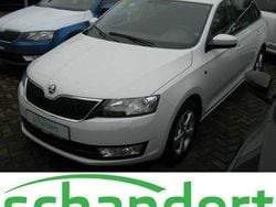 Weiß metallic Gebraucht 2014 Skoda Rapid Drive Limousine | 13.850 € (Teuer)